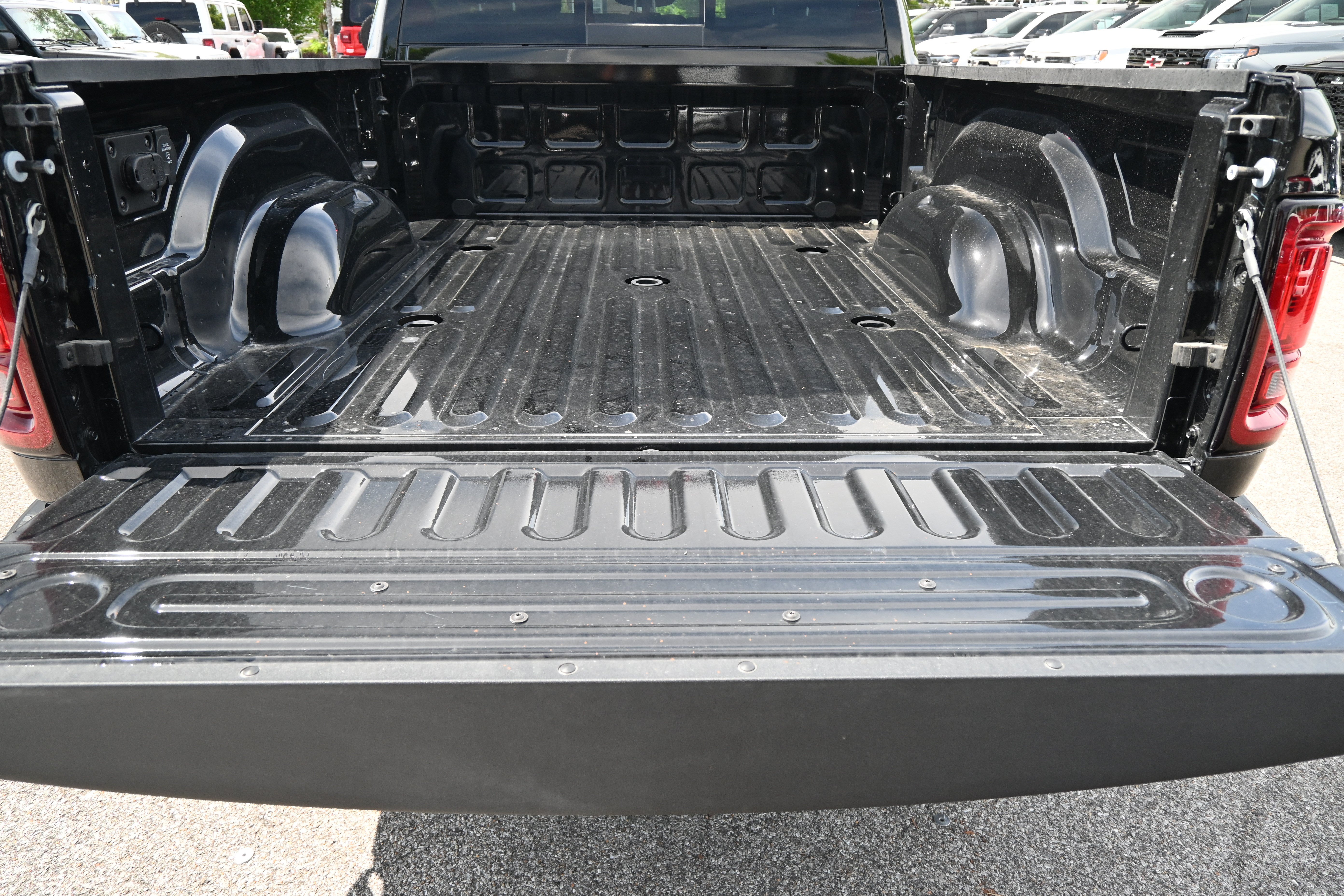 New 2026 RAM 2500 Warlock AWD/4WD image 31