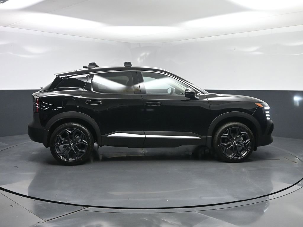 New 2026 Nissan Kicks SR w/ SR Premium Package image 27