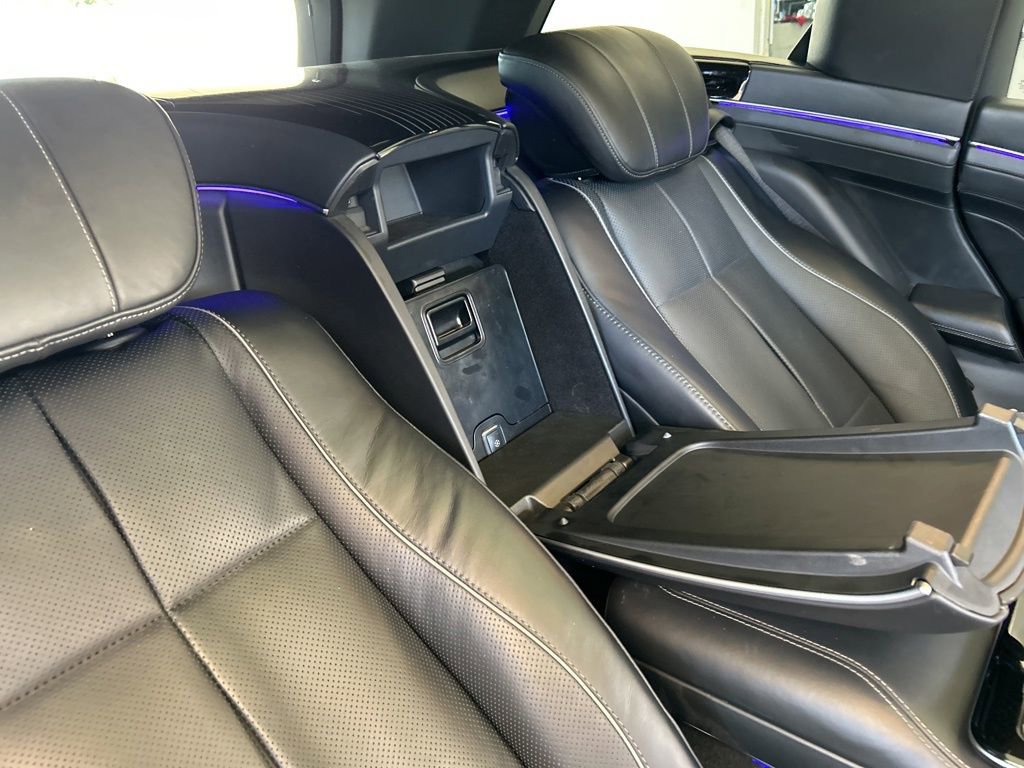 Used 2021 Mercedes-Benz Maybach GLS 600 4MATIC image 35