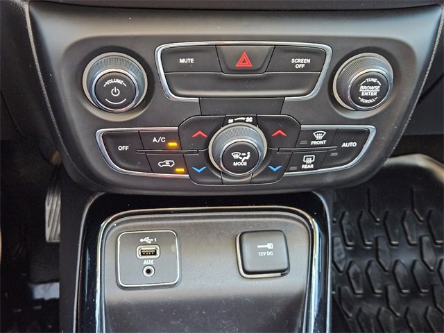 Used 2020 Jeep Compass Latitude image 18