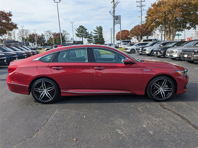 Used 2022 Honda Accord Touring image 3