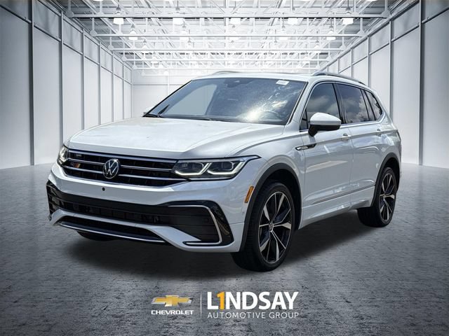 Used 2024 Volkswagen Tiguan SEL R-Line AWD/4WD image 5