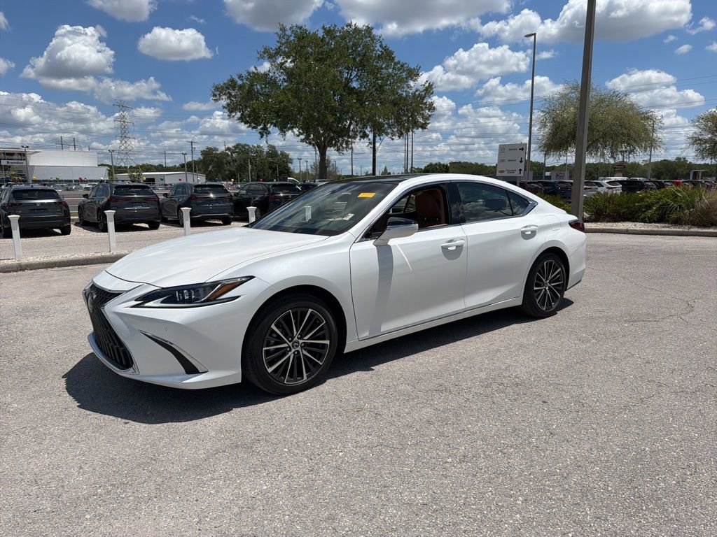 Used 2024 Lexus ES 350 w/ Premium Package FWD image 1