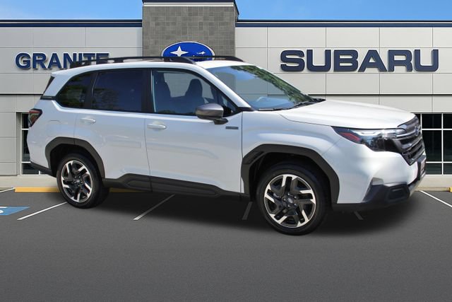 Used 2025 Subaru Forester Premium AWD/4WD image 13