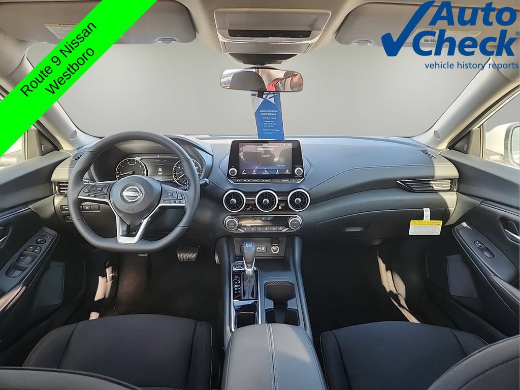 New 2025 Nissan Sentra SV w/ All-Weather Package FWD image 5
