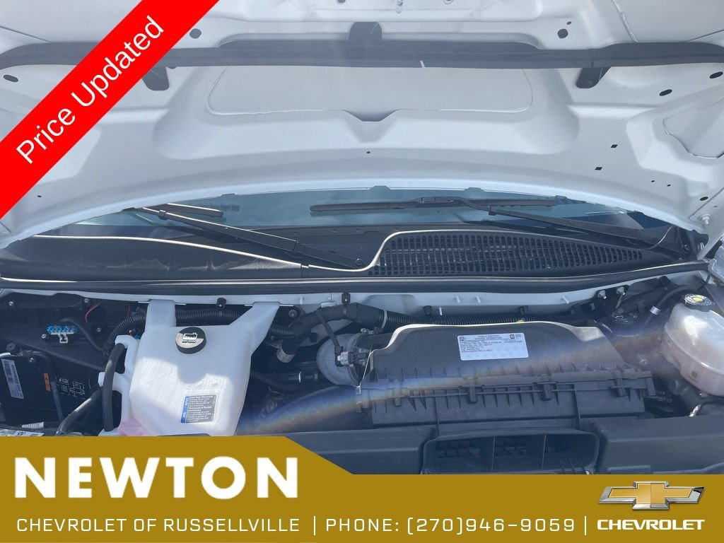 Used 2024 Chevrolet Express 2500 w/ Driver Convenience Package RWD image 38