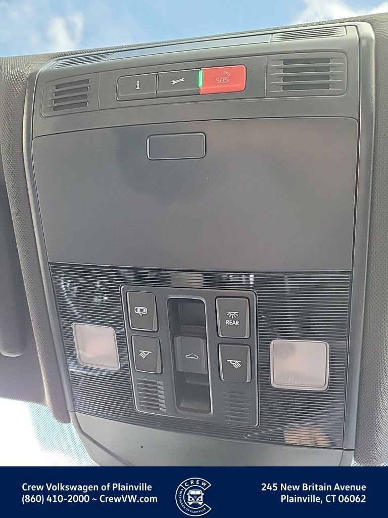 Certified 2021 Volkswagen Jetta GLI Autobahn w/ GLI Autobahn Black Package image 11