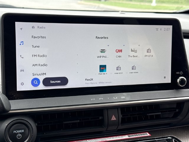Used 2023 Toyota Prius Limited AWD/4WD image 29