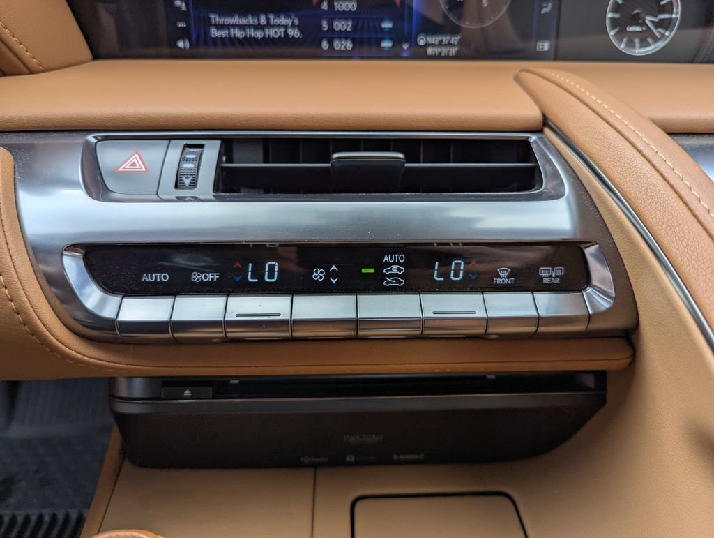 Used 2021 Lexus LC 500 Convertible w/ Touring Package RWD image 26