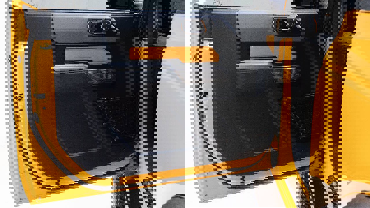 Used 2021 Ford Bronco Badlands image 38