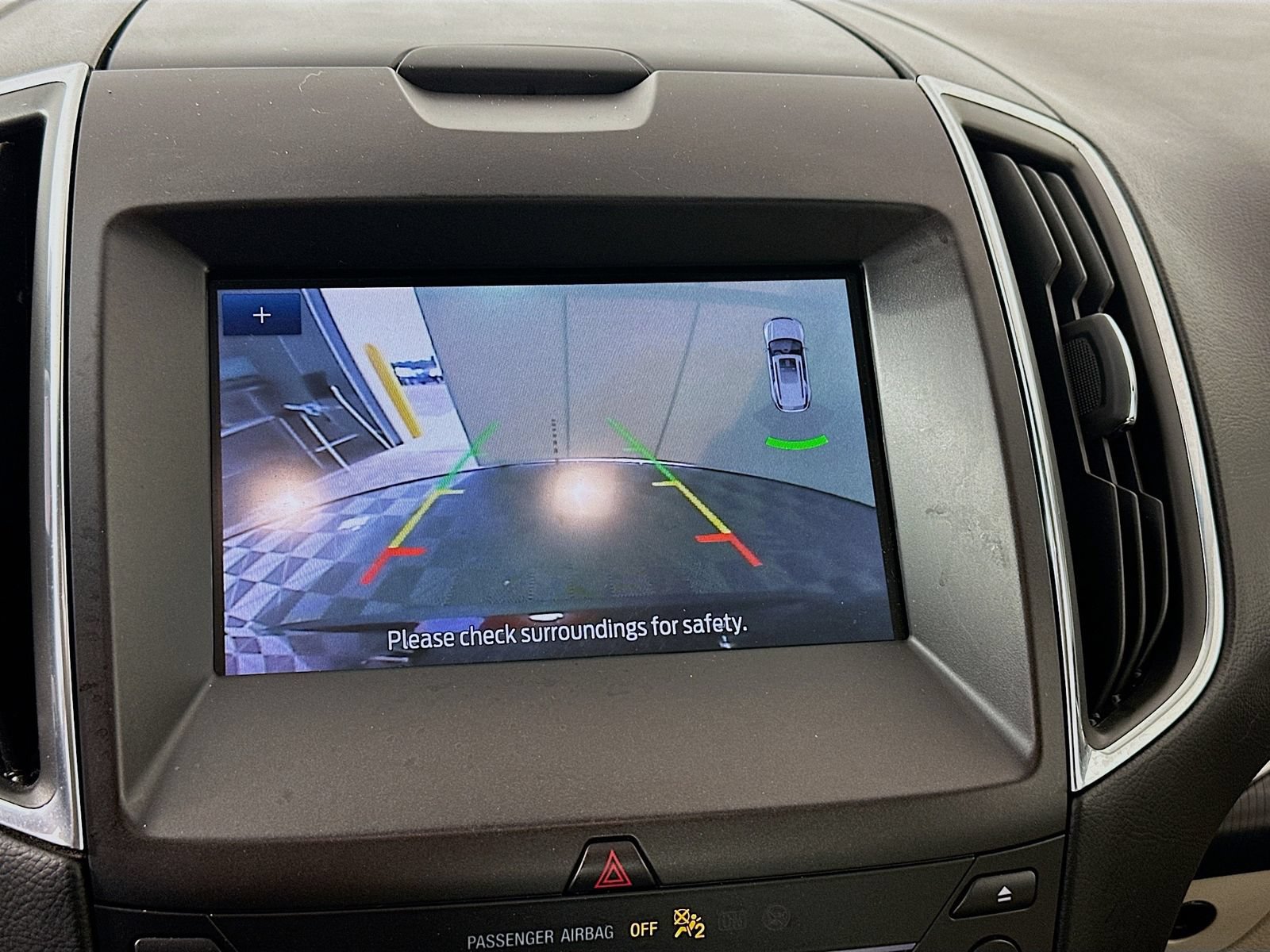 Used 2019 Ford Edge Titanium w/ Cold Weather Package AWD/4WD image 14
