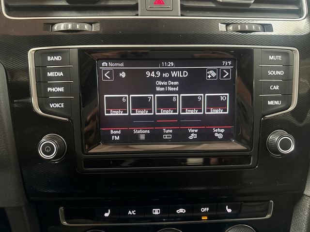 Used 2015 Volkswagen GTI SE FWD image 13