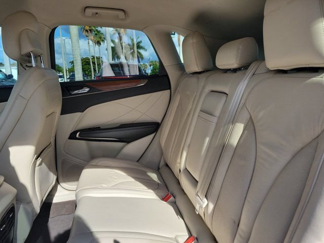 Certified 2019 Lincoln MKC Select FWD image 16