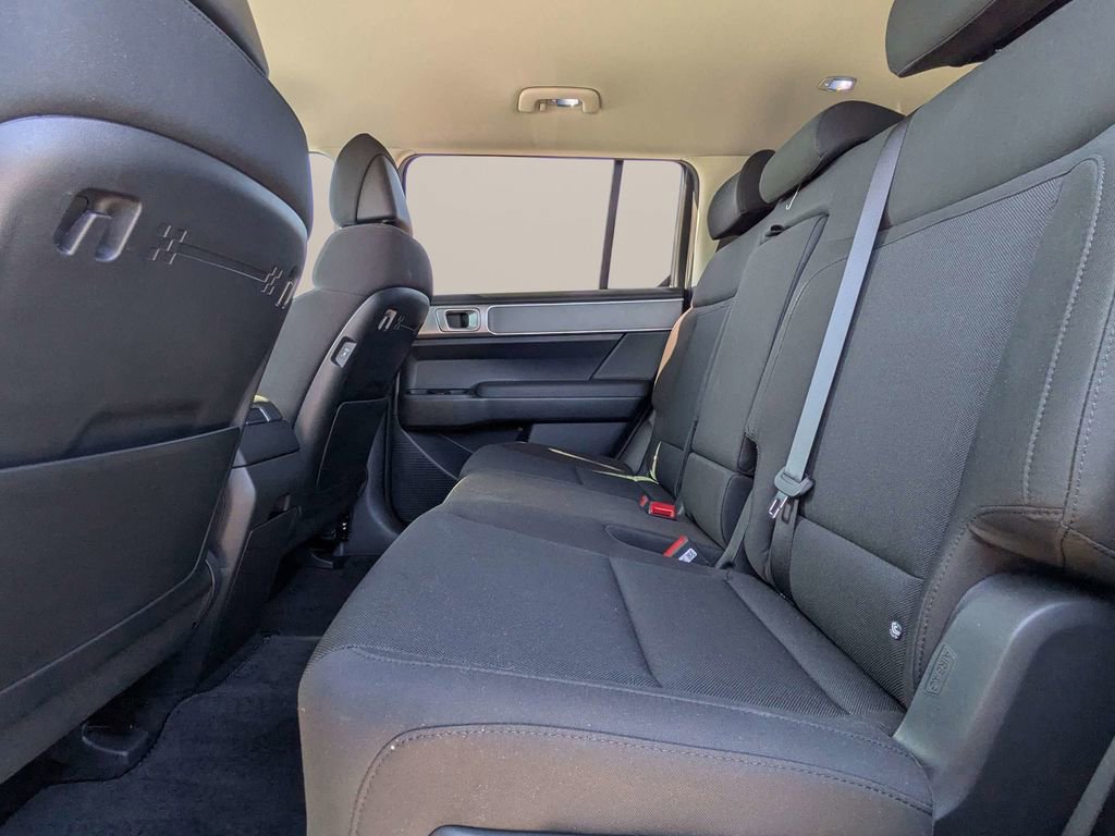 Certified 2026 Hyundai Santa Fe SE image 14