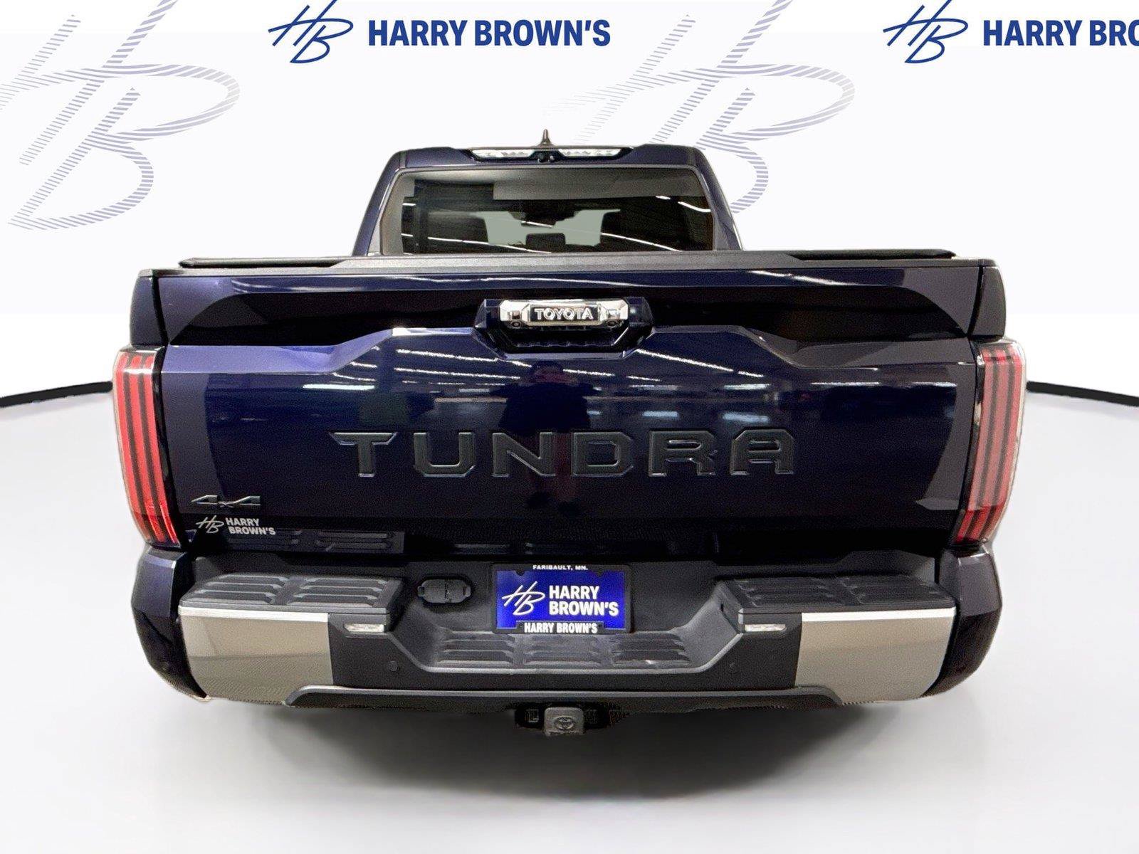 Used 2024 Toyota Tundra Limited AWD/4WD image 28