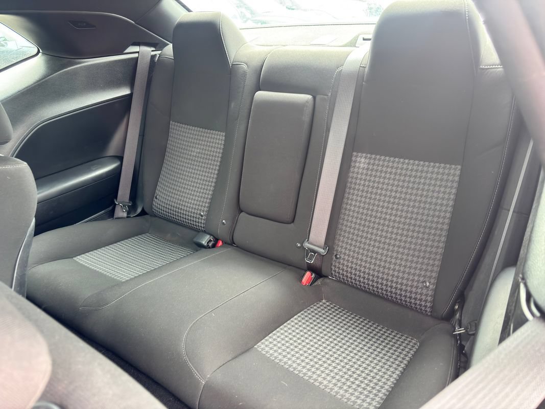 Used 2022 Dodge Challenger GT RWD image 29