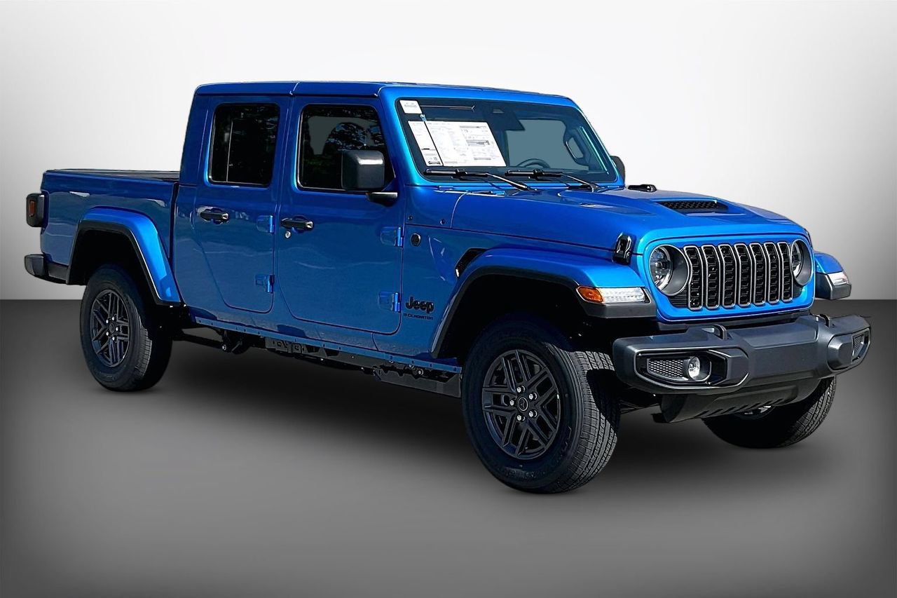 New 2026 Jeep Gladiator Sport AWD/4WD image 2