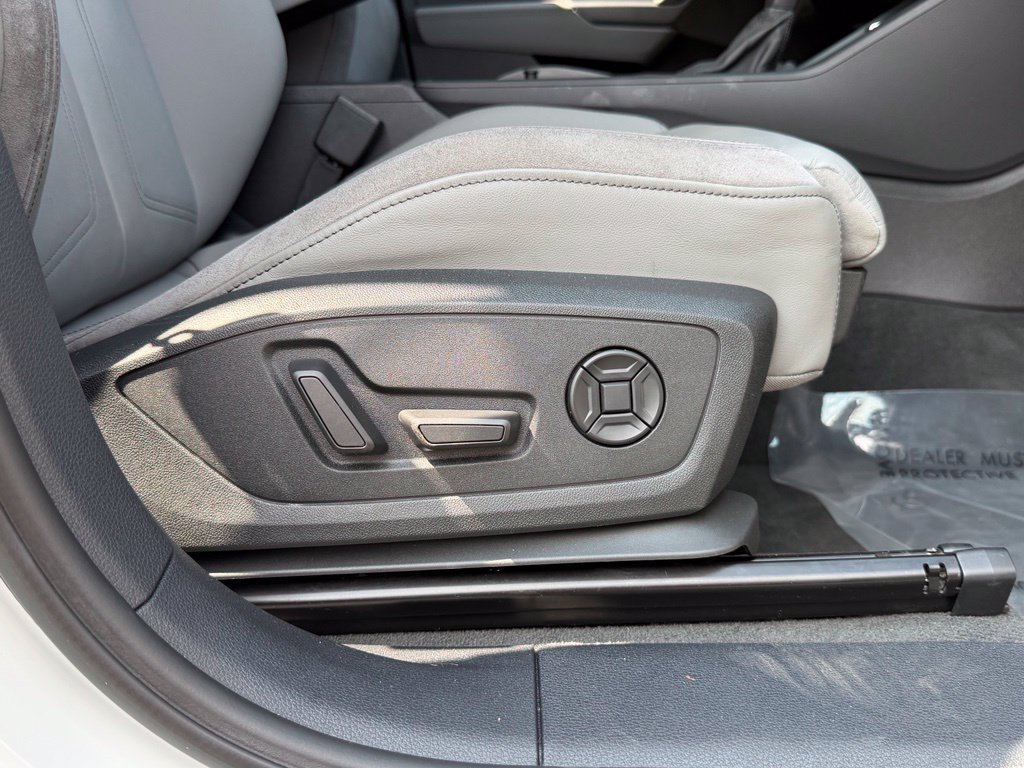 Used 2021 Audi Q3 2.0T Premium w/ Convenience Package AWD/4WD image 35