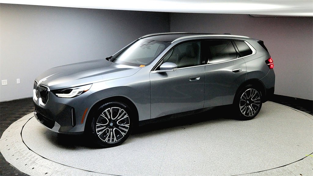 Used 2025 BMW X3 xDrive30i w/ Premium Package image 14