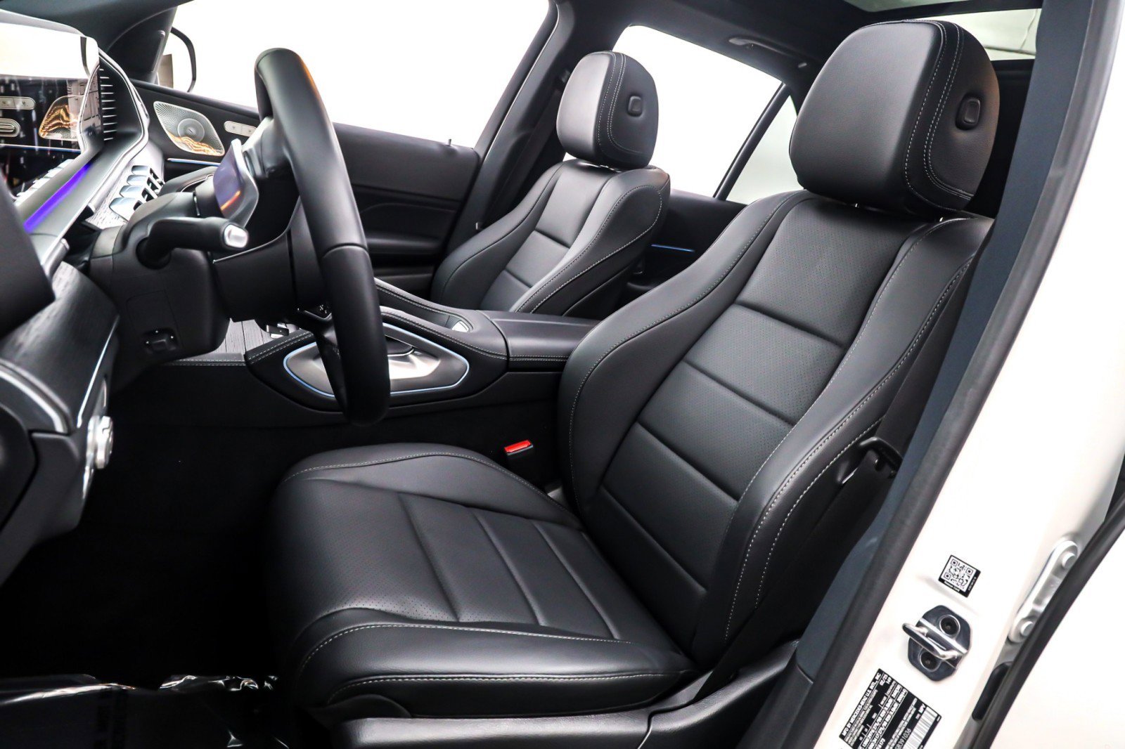 Certified 2025 Mercedes-Benz GLE 350 4MATIC image 18