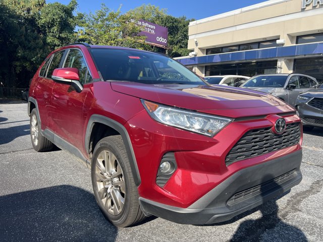 Used 2021 Toyota RAV4 XLE Premium FWD image 7