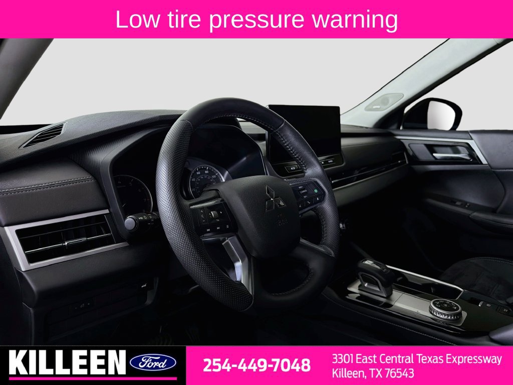 Used 2025 Mitsubishi Outlander SE AWD/4WD image 10