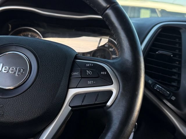 Used 2014 Jeep Cherokee Latitude w/ Cold Weather Group FWD image 8