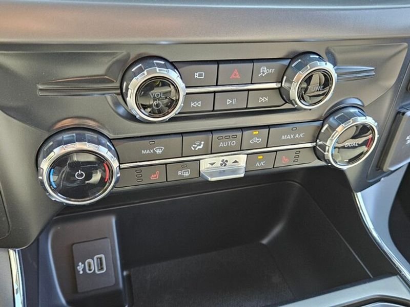 New 2025 Ford F150 Lightning XLT AWD/4WD image 23