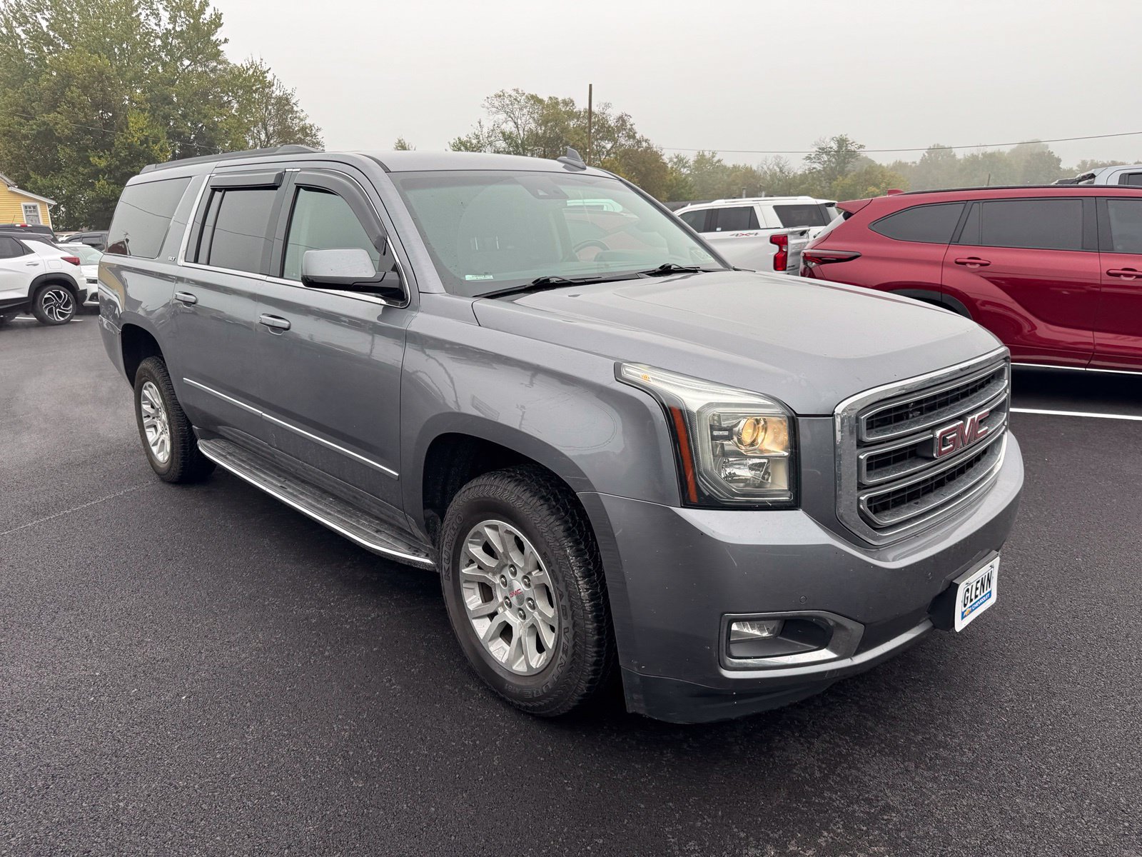 Used 2018 GMC Yukon XL SLT AWD/4WD image 8