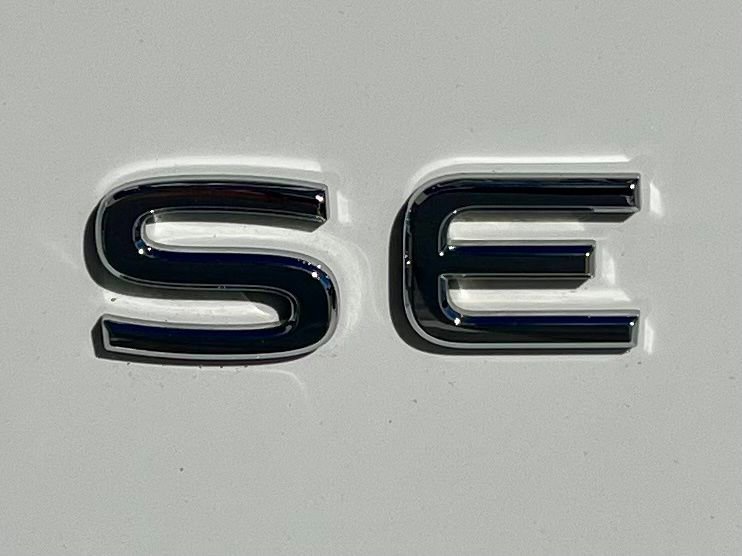 Used 2022 Volkswagen Atlas Cross Sport SE image 14