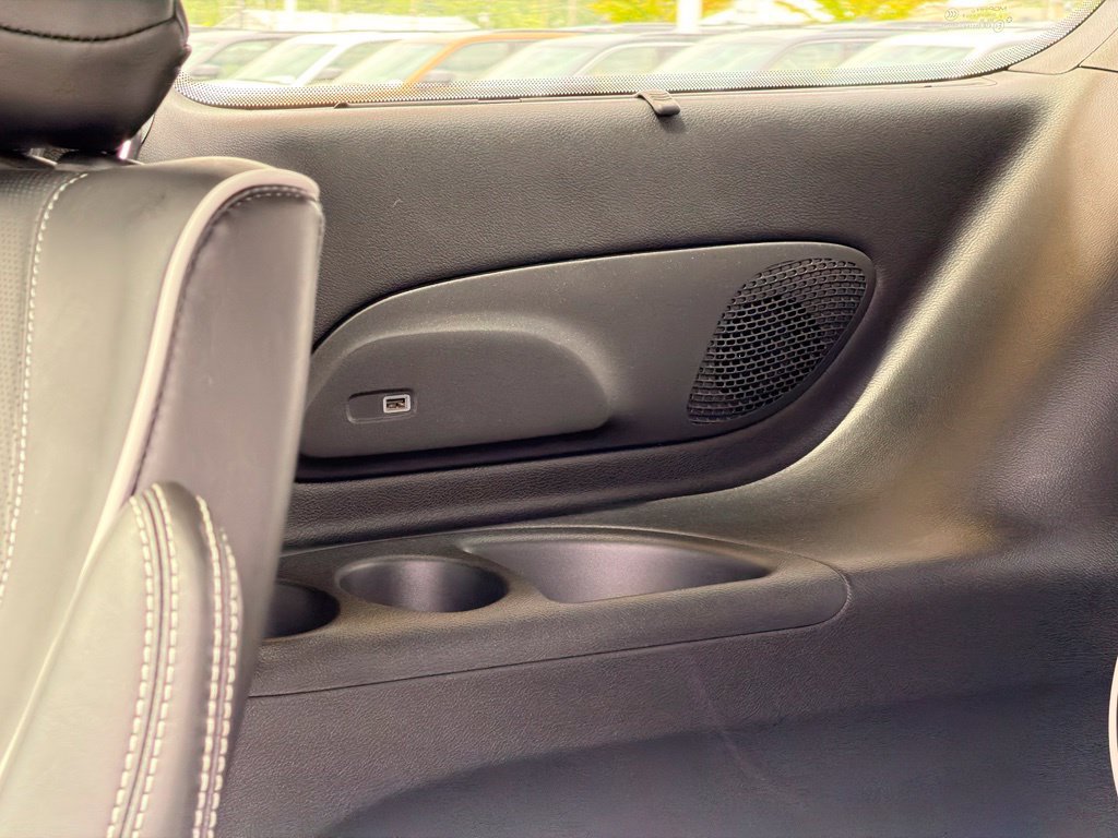 Used 2025 Chrysler Pacifica Limited w/ Uconnect Theater Family Group AWD/4WD image 33