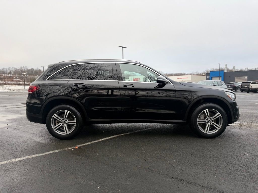 Used 2022 Mercedes-Benz GLC 300 4MATIC image 9