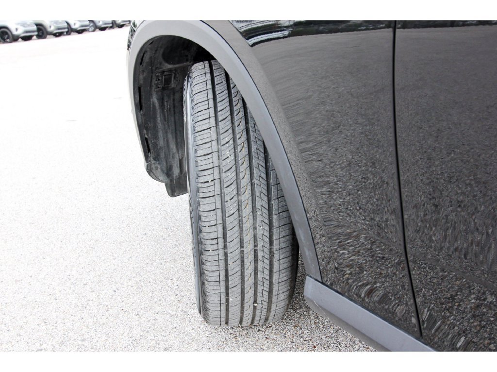 Used 2024 Mercedes-Benz GLC 300 4MATIC image 33