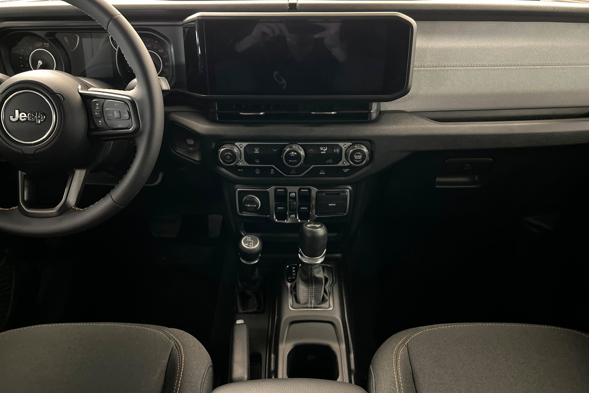 Certified 2024 Jeep Wrangler Sport S image 13