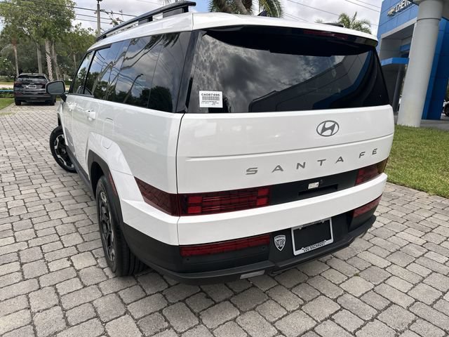 Used 2025 Hyundai Santa Fe SEL FWD image 12