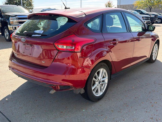 Used 2017 Ford Focus SE w/ Cold Weather Package FWD image 6