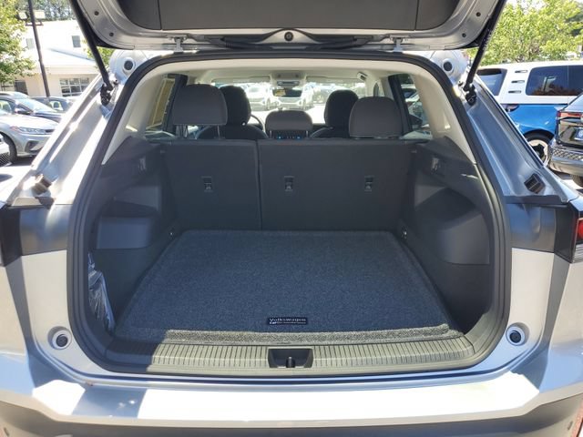 Certified 2025 Volkswagen Tiguan S FWD image 8