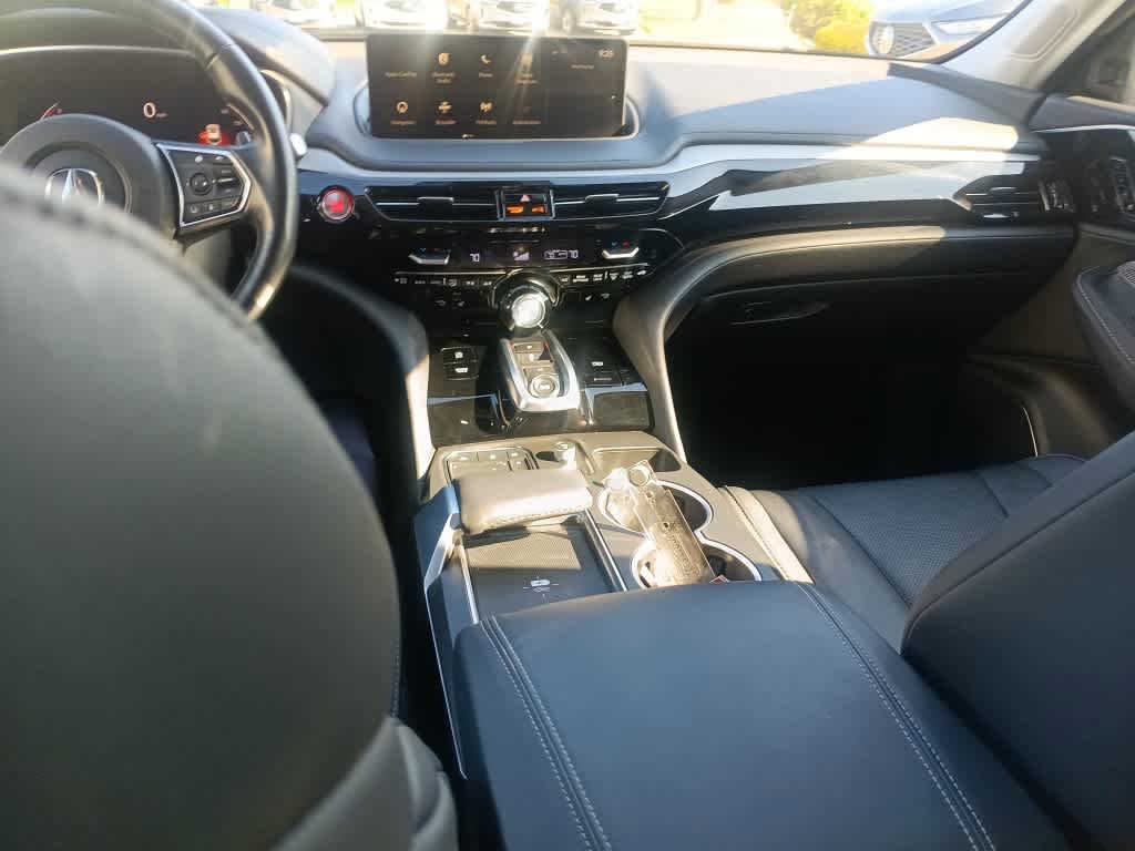 Used 2023 Acura MDX SH-AWD w/ Technology Package image 22