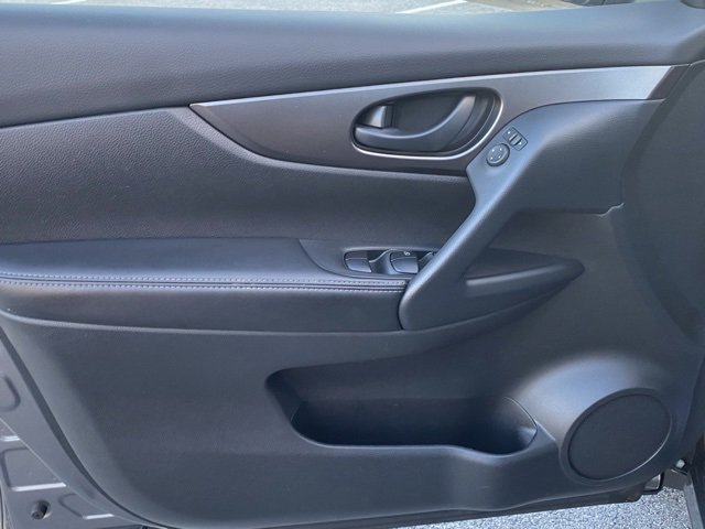 Certified 2021 Nissan Rogue Sport S image 12