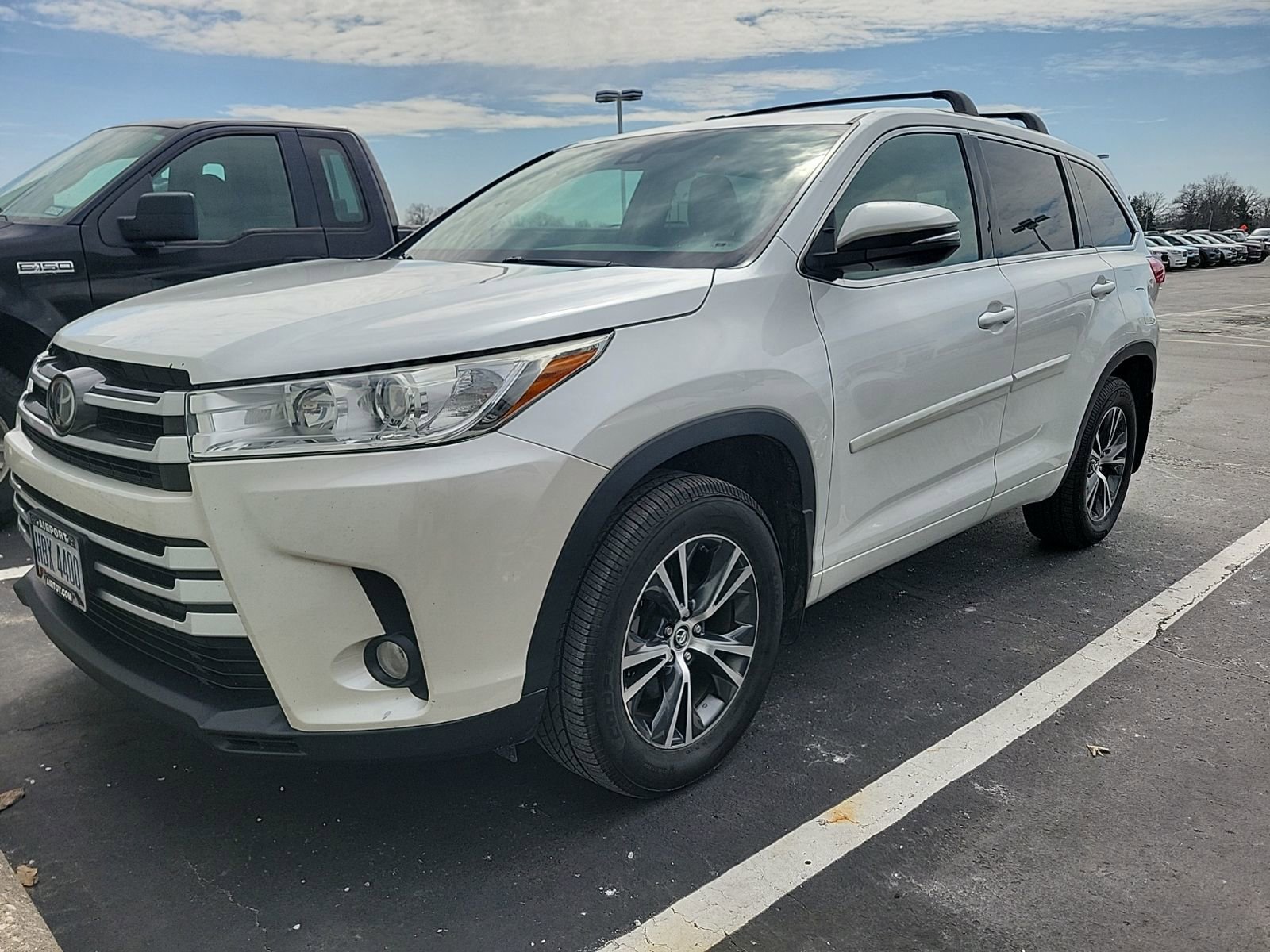 Used 2017 Toyota Highlander Plus video 1