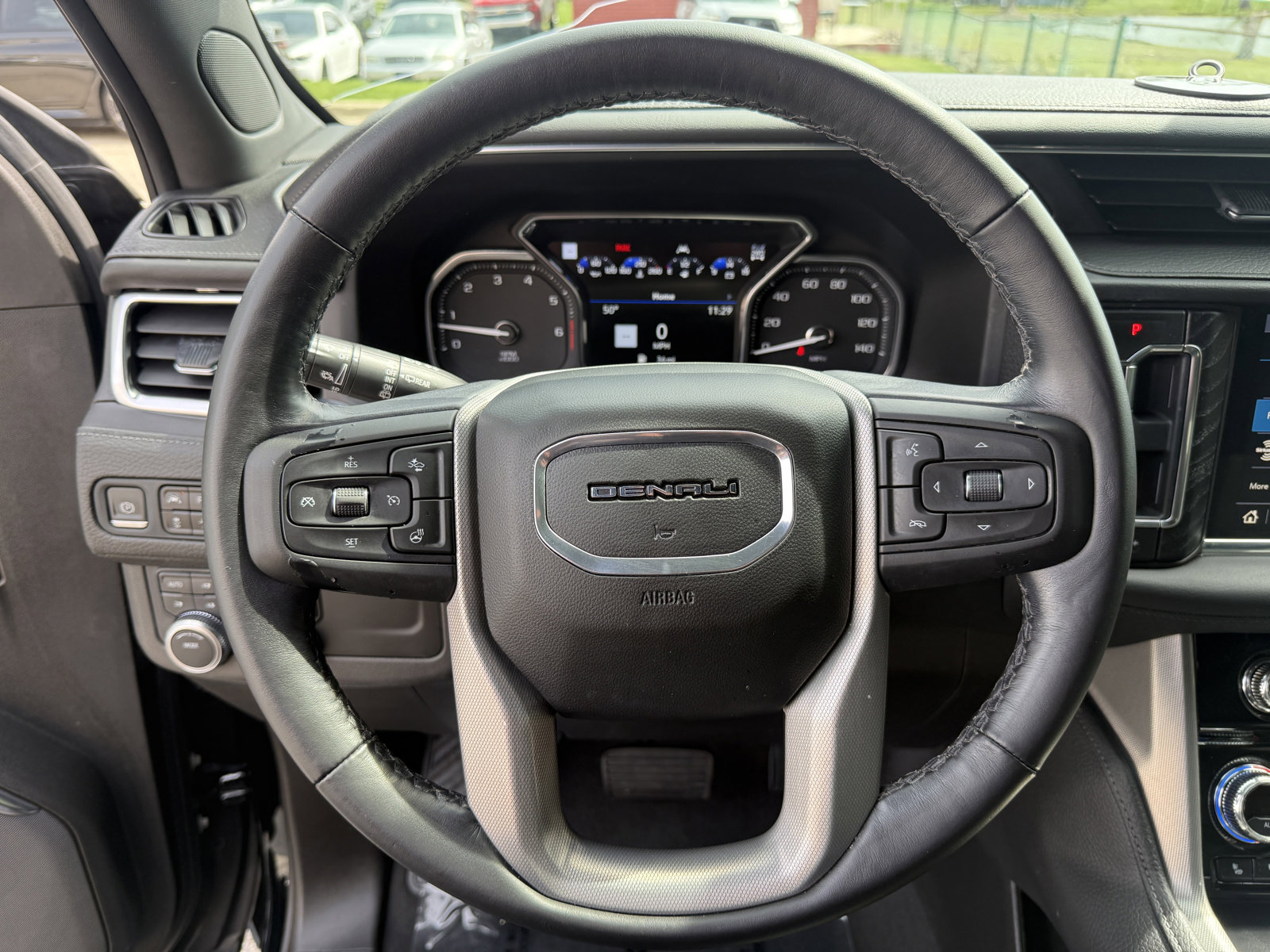Used 2021 GMC Yukon Denali AWD/4WD image 22