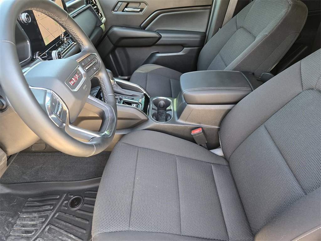 Used 2024 GMC Canyon Elevation image 19