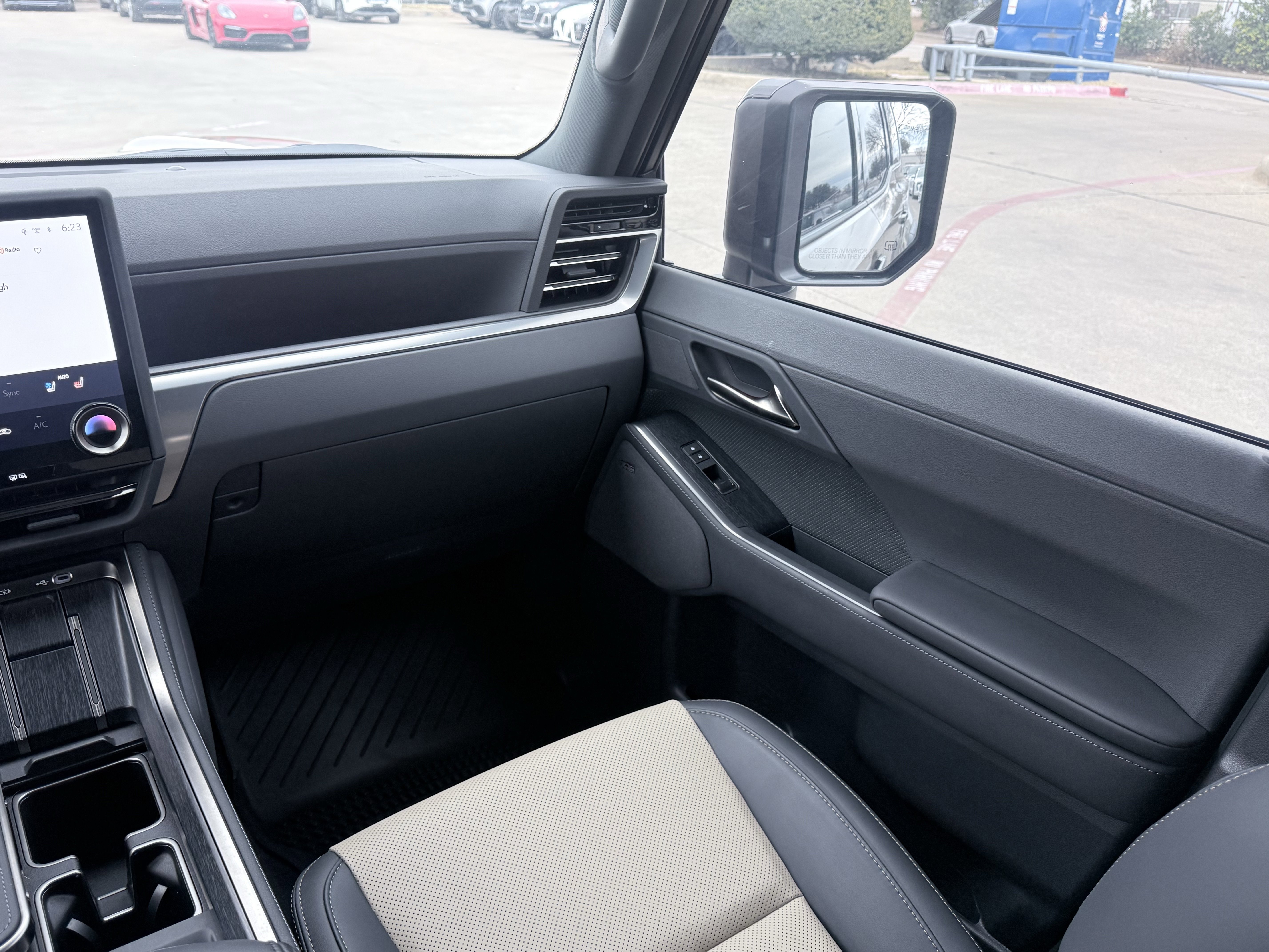 Used 2025 Lexus GX 550 image 66