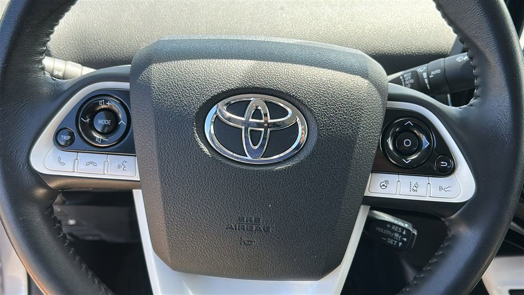 Used 2017 Toyota Prius Prime Advanced FWD image 13