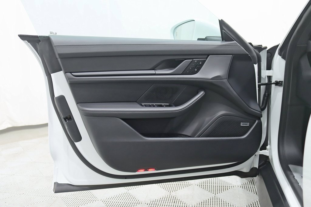 Used 2024 Porsche Taycan 4S image 41