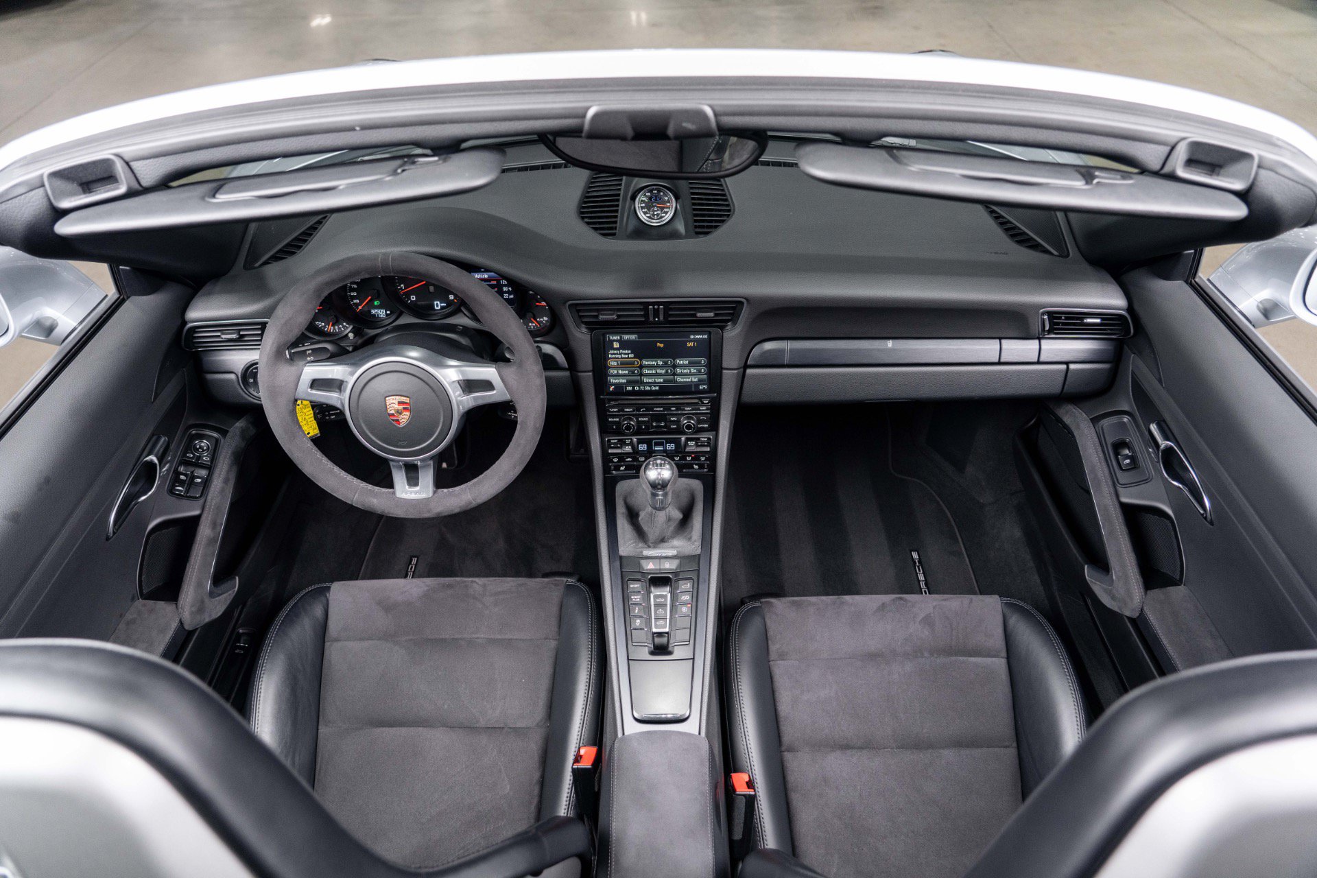 Used 2015 Porsche 911 Carrera GTS RWD image 69