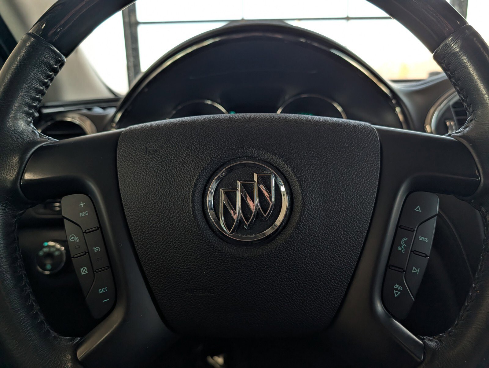 Used 2016 Buick Enclave Premium w/ Experience Buick Package image 20