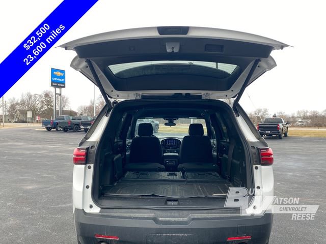 Certified 2023 Chevrolet Traverse LT w/ LPO, Floor Liner Package image 7
