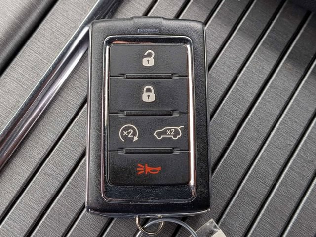 Used 2023 Jeep Wagoneer Series II RWD image 34