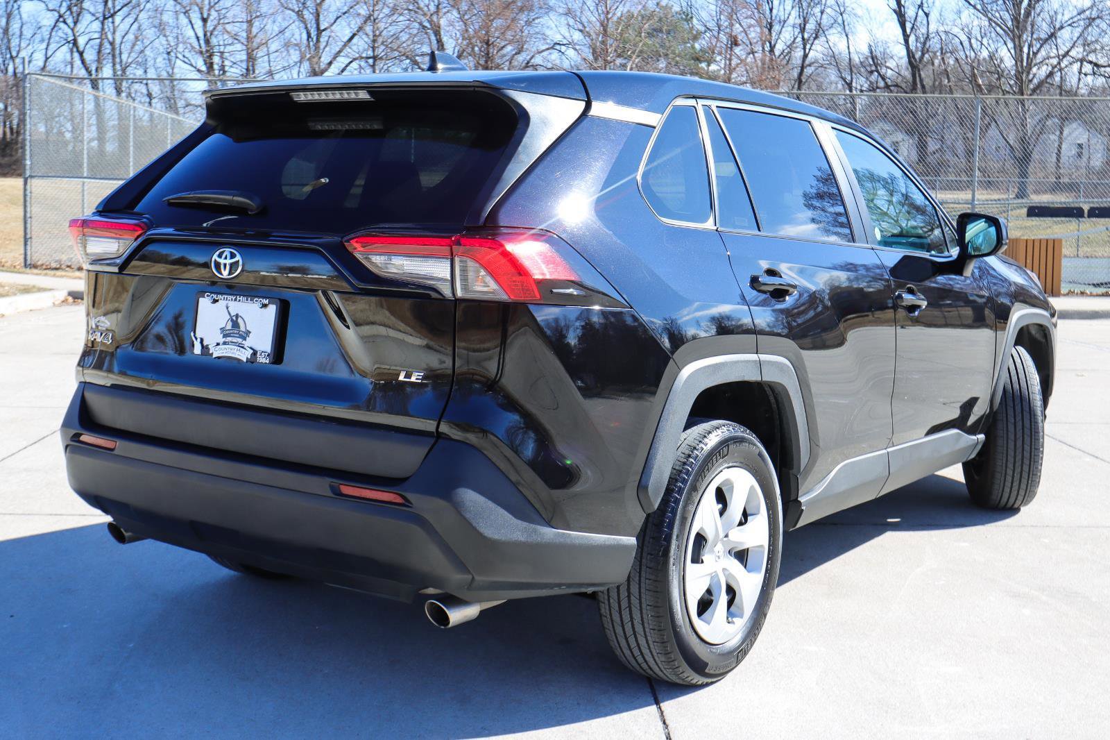 Used 2024 Toyota RAV4 LE image 15